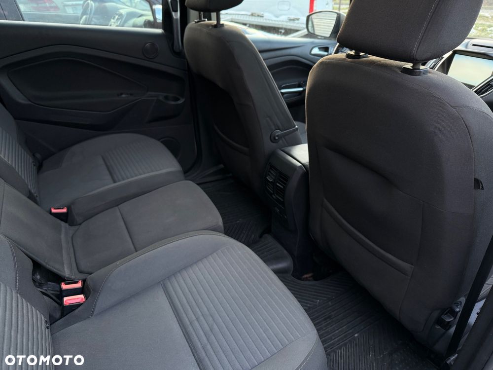 Ford Grand C-MAX - 18