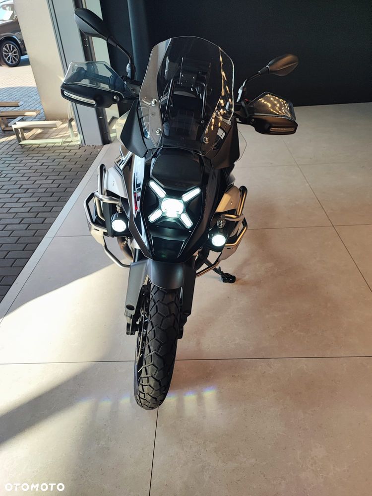 BMW R - 38
