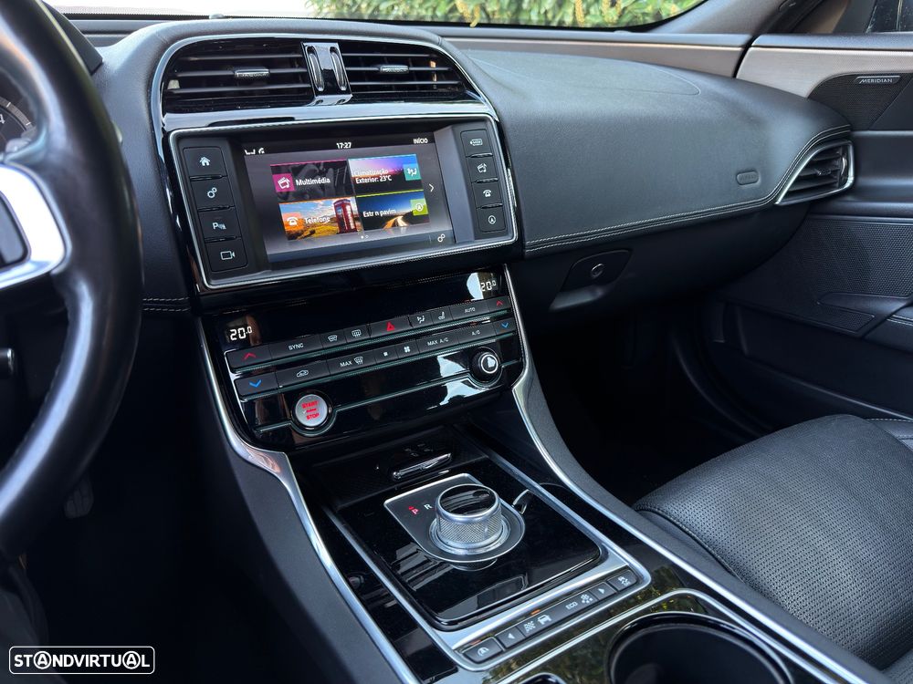 Jaguar XE 20d Aut. R-Sport - 14