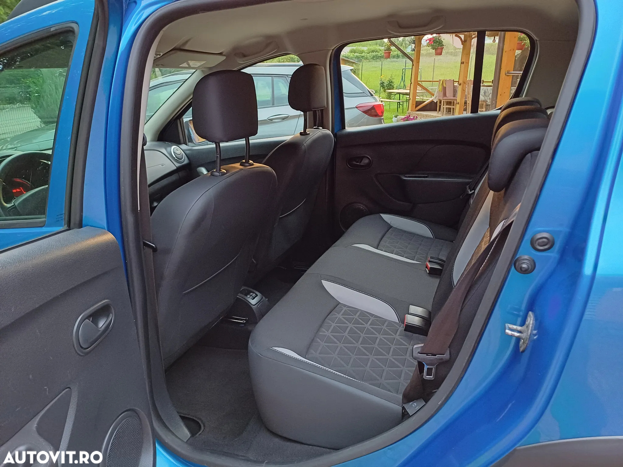 Dacia Sandero 1.5 90CP Stepway - 8