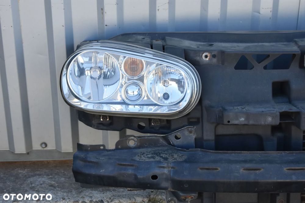 PAS PRZEDNI VOLKSWAGEN GOLF 4 1.4 16V - 2