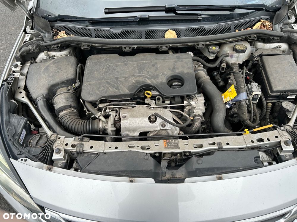 Opel Astra 1.6 CDTI Sport - 9