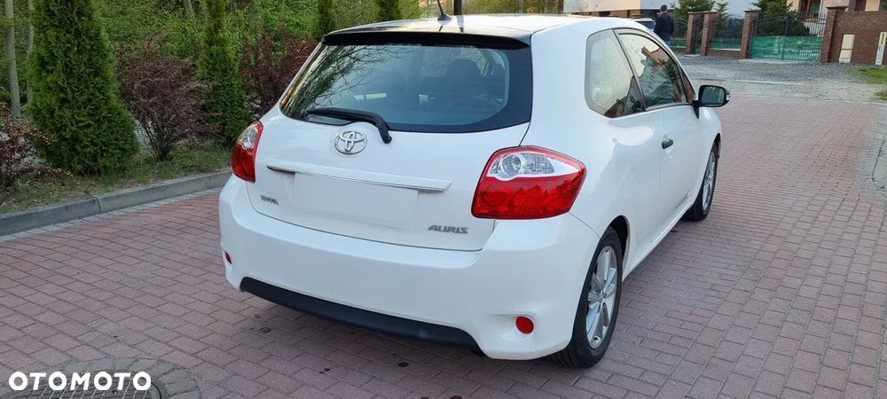 Toyota Auris 1.33 VVT-i Edition - 8