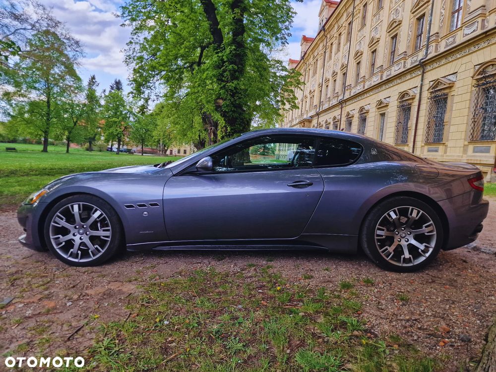 Maserati GranTurismo Sport - 11