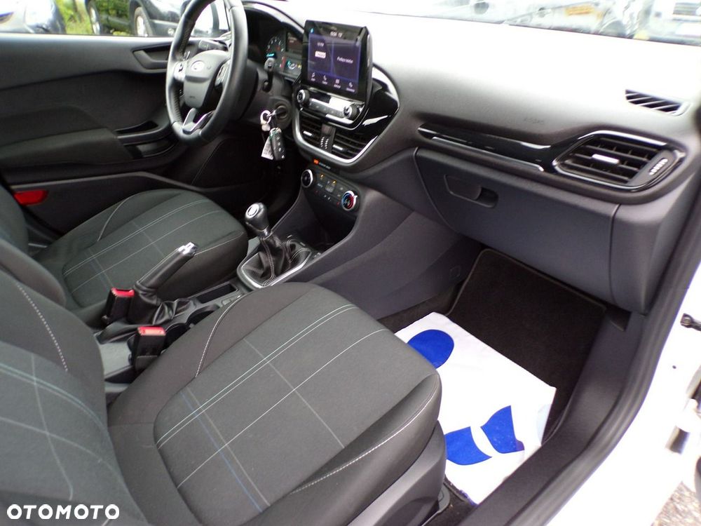 Ford Fiesta - 27