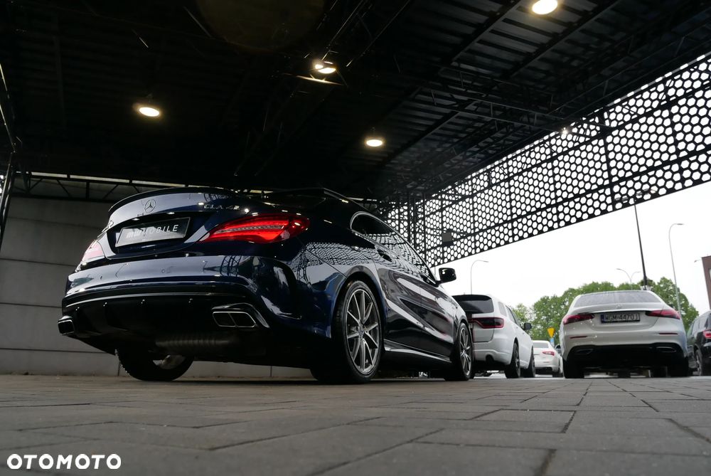Mercedes-Benz CLA AMG 45 4Matic AMG Speedshift DCT 7G - 40