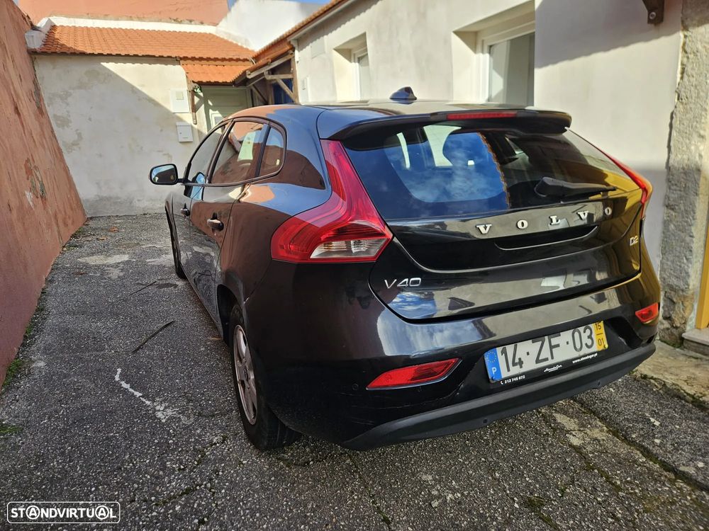 Volvo V40 D2 - 5