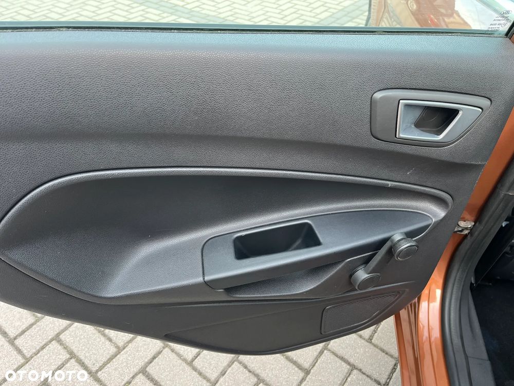 Ford Fiesta 1.0 EcoBoost Titanium - 16