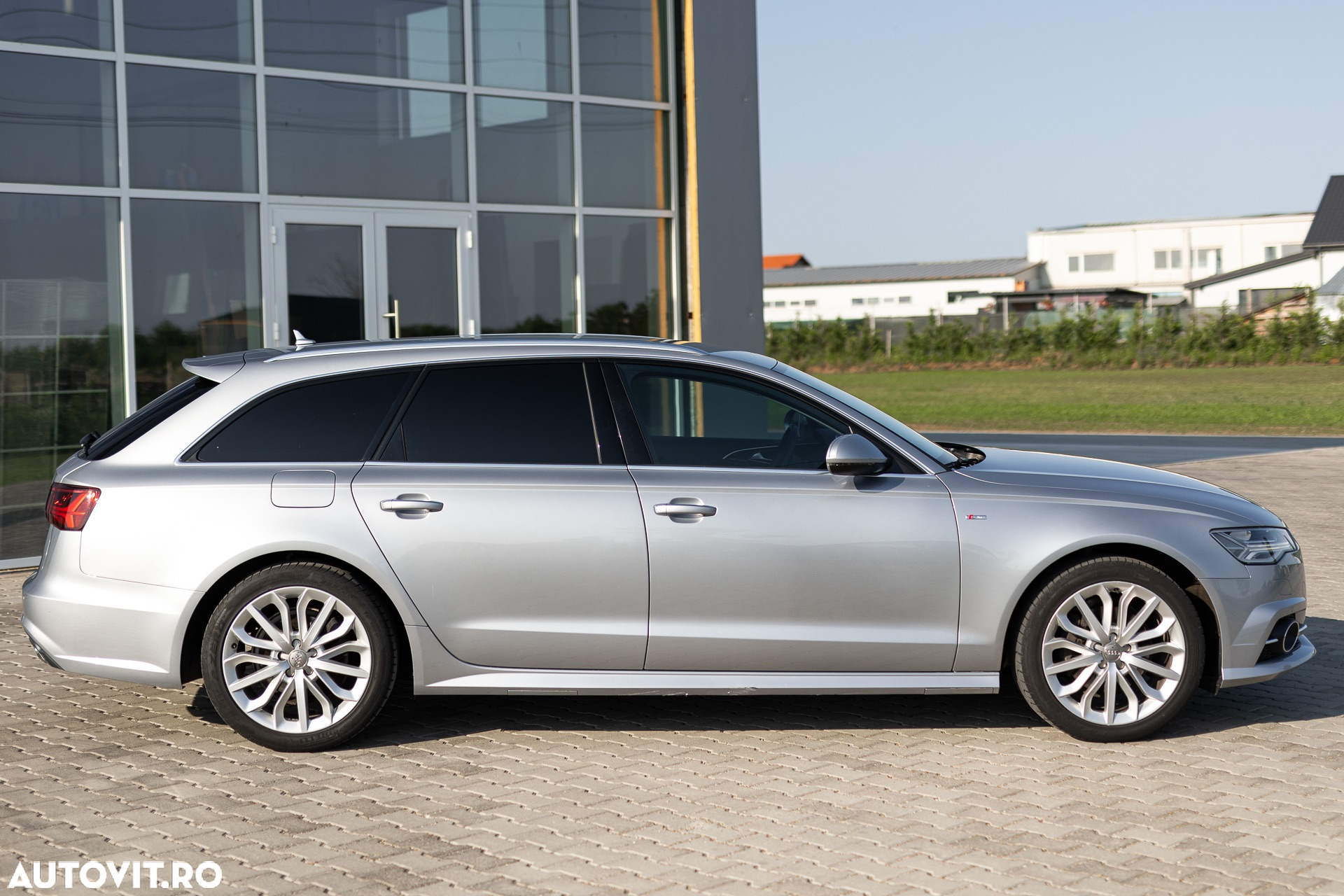 Audi A6 Avant 2.0 TDI Ultra S tronic - 7