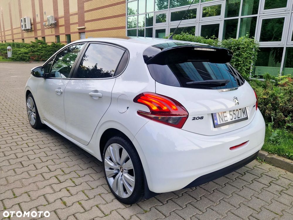 Peugeot 208 Blue-HDi 100 Stop&Start Allure - 9