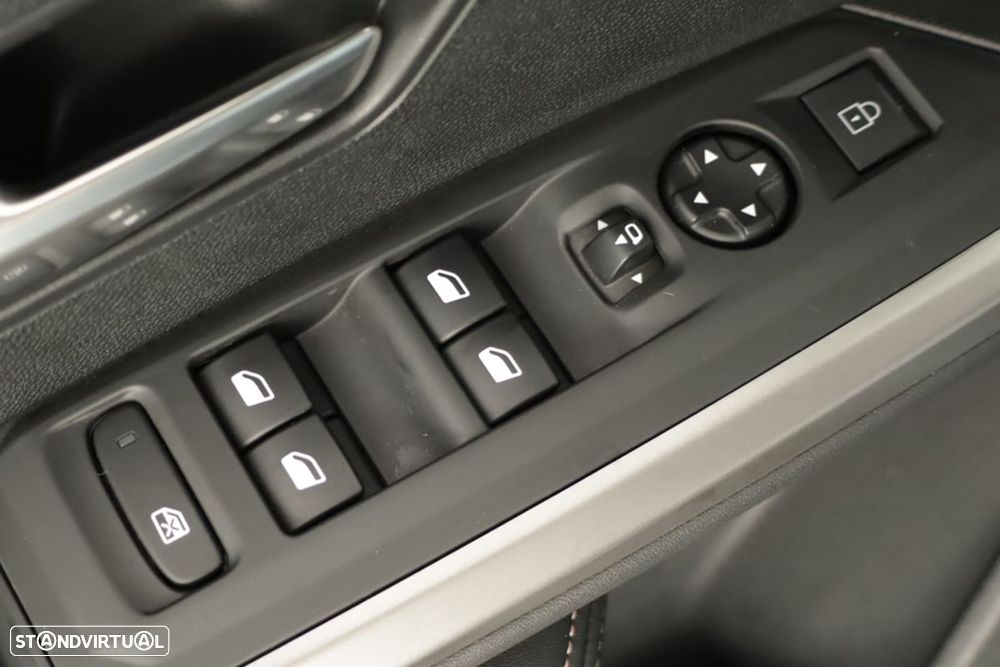 Peugeot 5008 1.2 Hybrid Allure e-DCS6 - 20