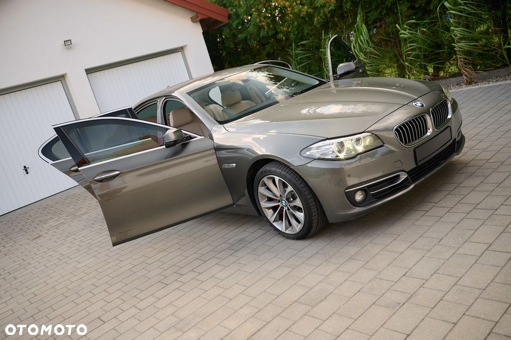BMW Seria 5 525d xDrive Modern Line - 4