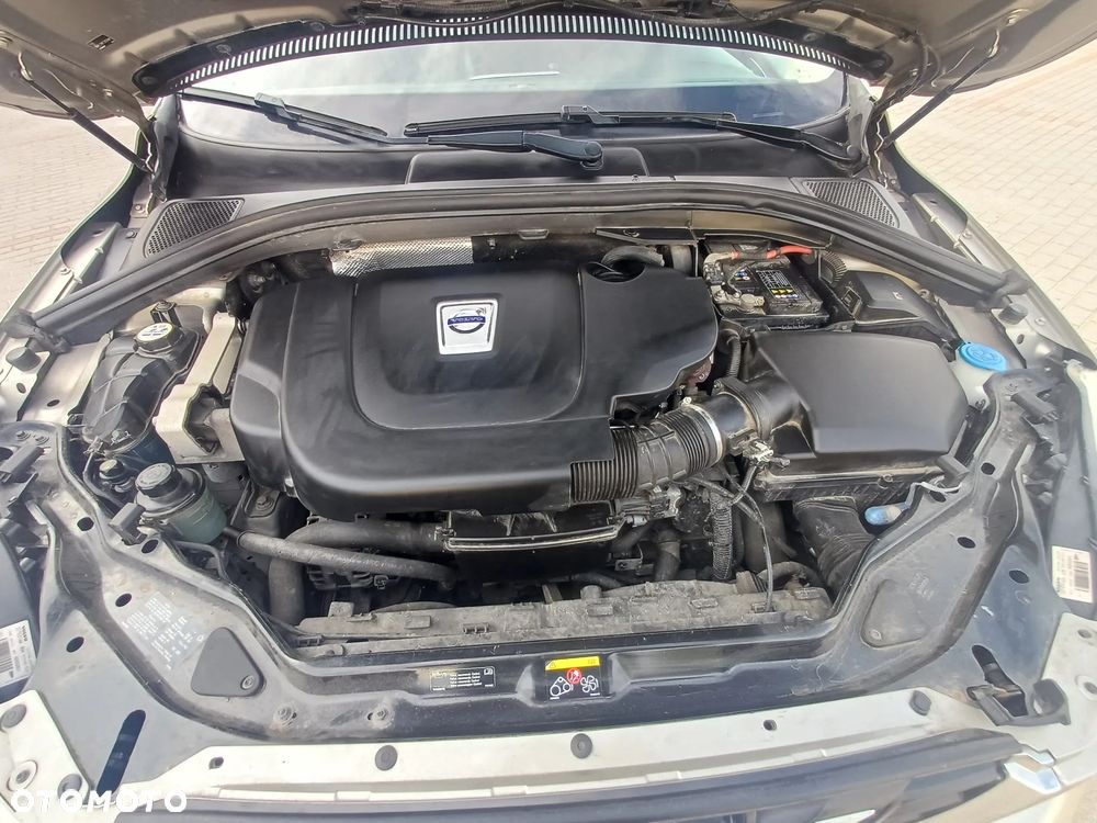 Volvo XC 60 2.4D AWD Momentum - 34