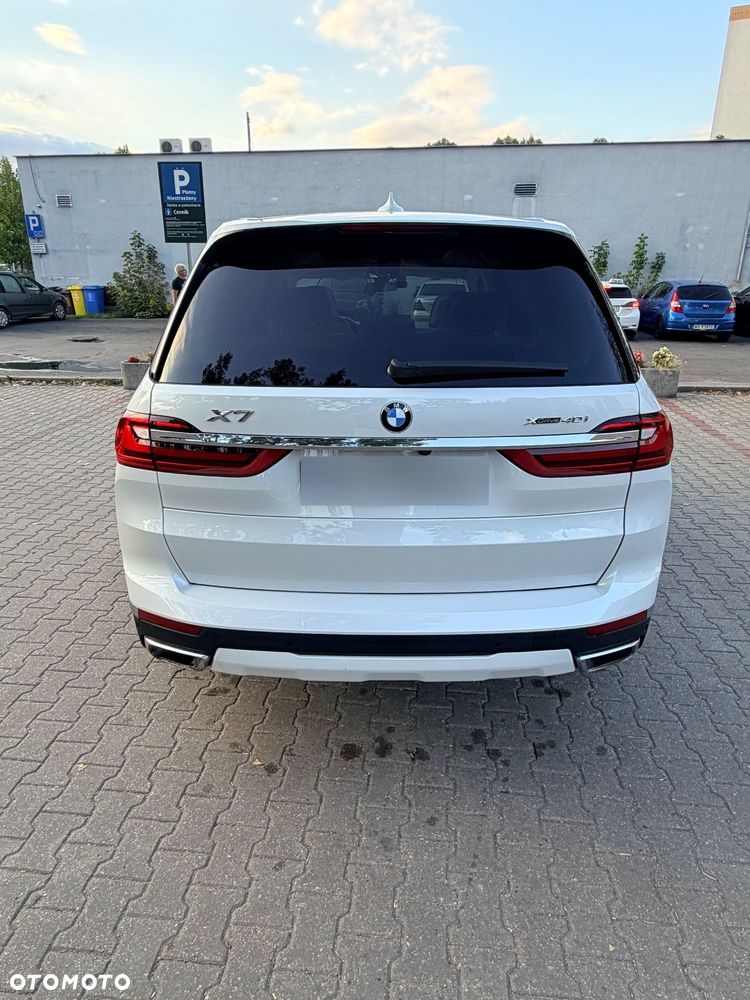 BMW X7 xDrive40i - 17