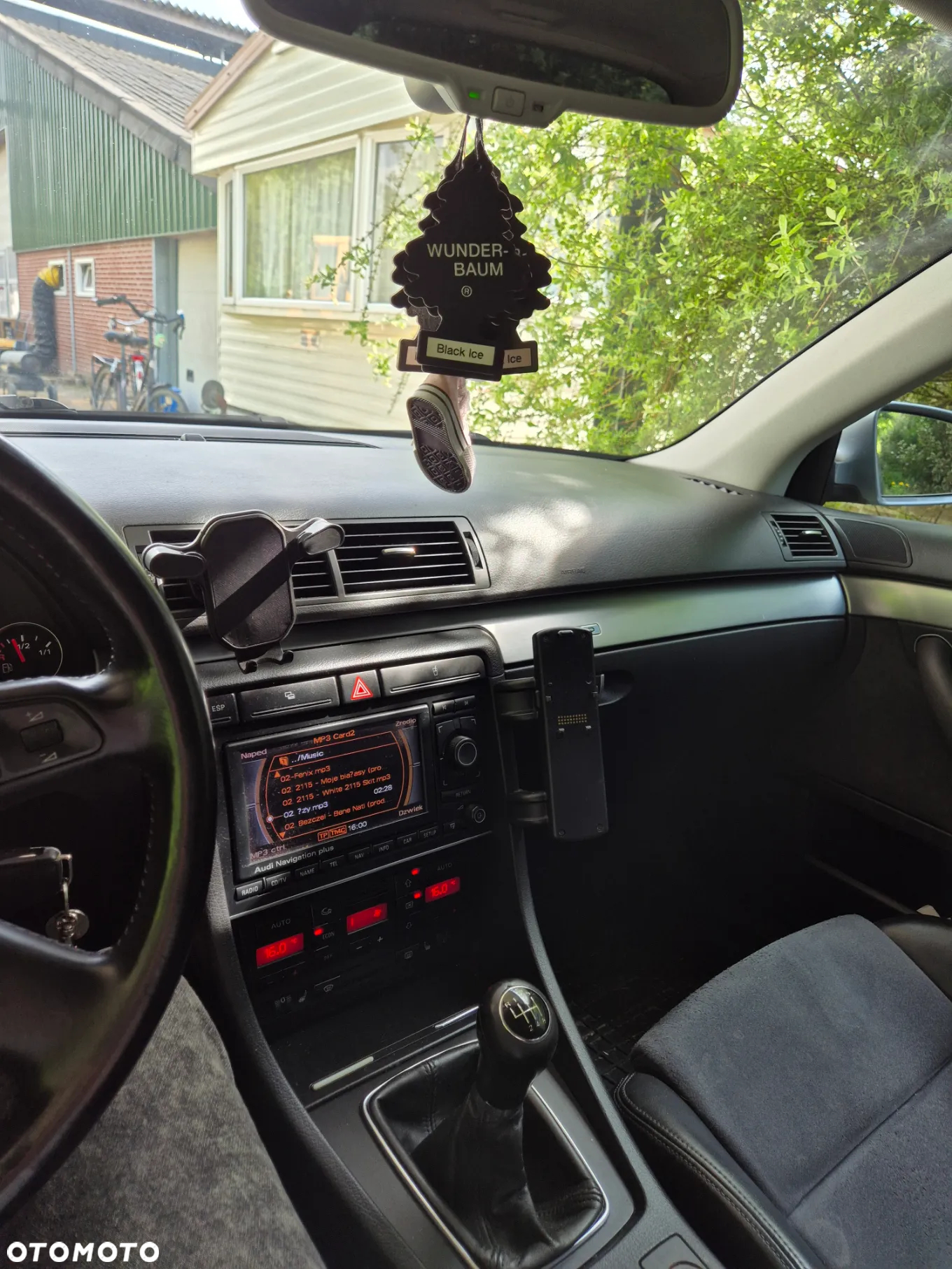 Audi A4 2.0 TDI DPF Quattro - 9