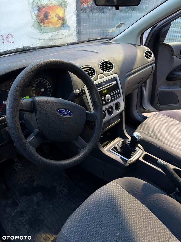 Ford Focus 1.6 TDCi Ambiente - 5