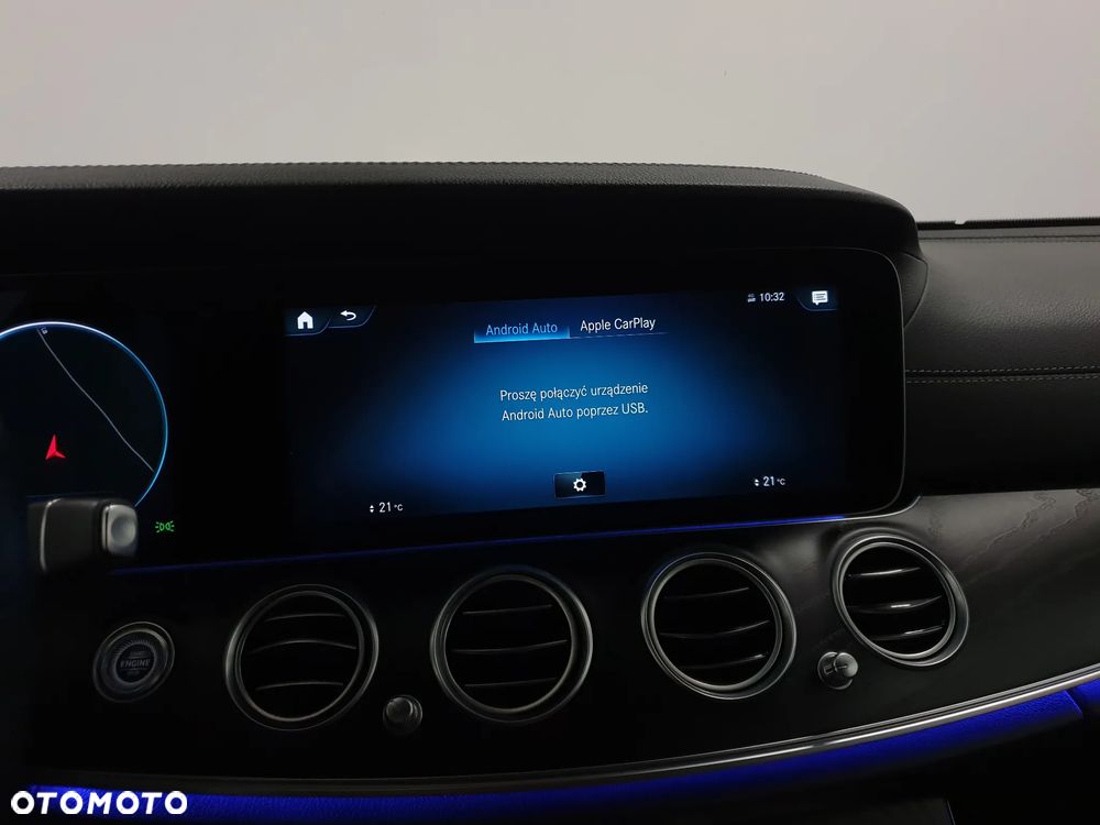 Mercedes-Benz Klasa E 300 de 4Matic 9G-TRONIC AMG Line - 17