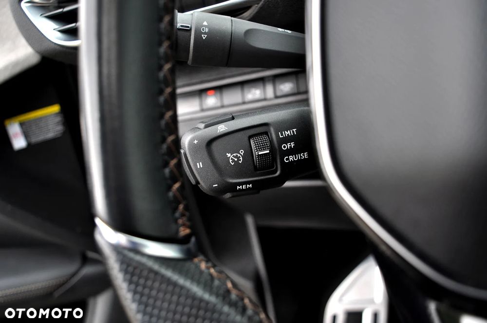 Peugeot 3008 1.5 BlueHDi GT S&S - 36