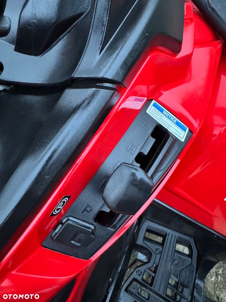 Can-Am Outlander - 13