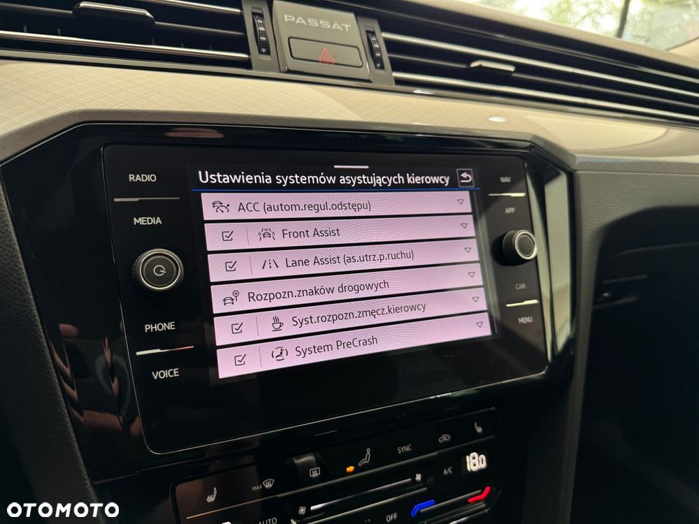 Volkswagen Passat 2.0 TDI EVO Business DSG - 36