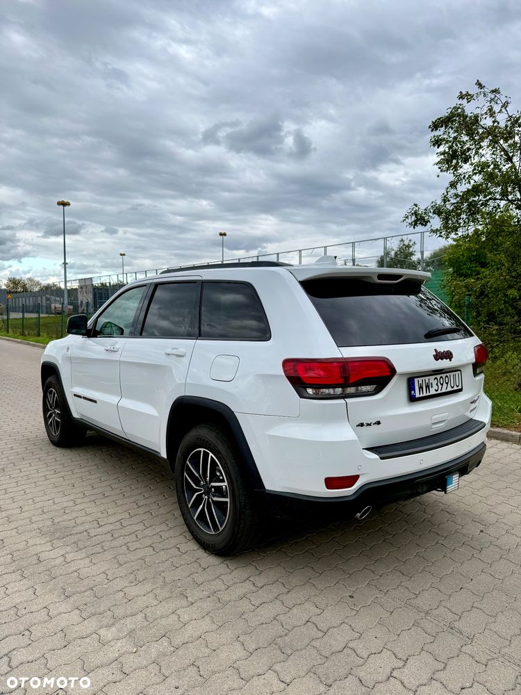 Jeep Grand Cherokee - 4