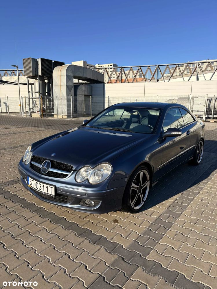 Mercedes-Benz CLK - 7