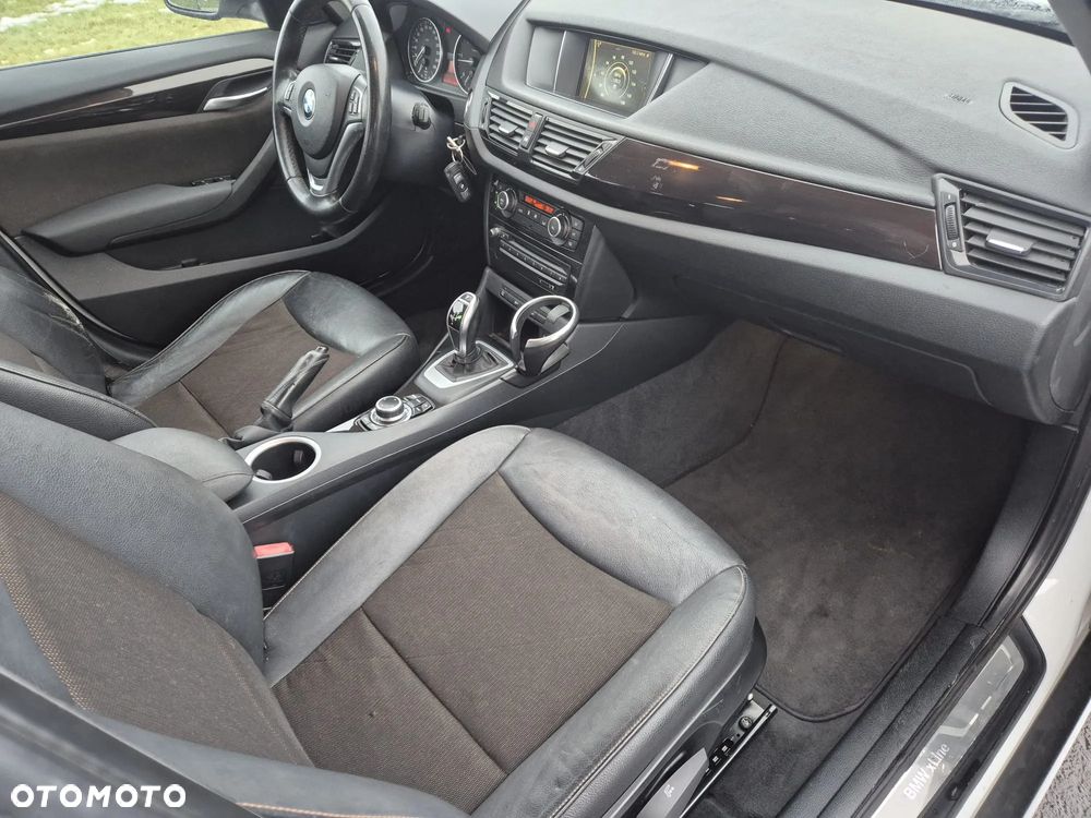 BMW X1 sDrive18d xLine - 14