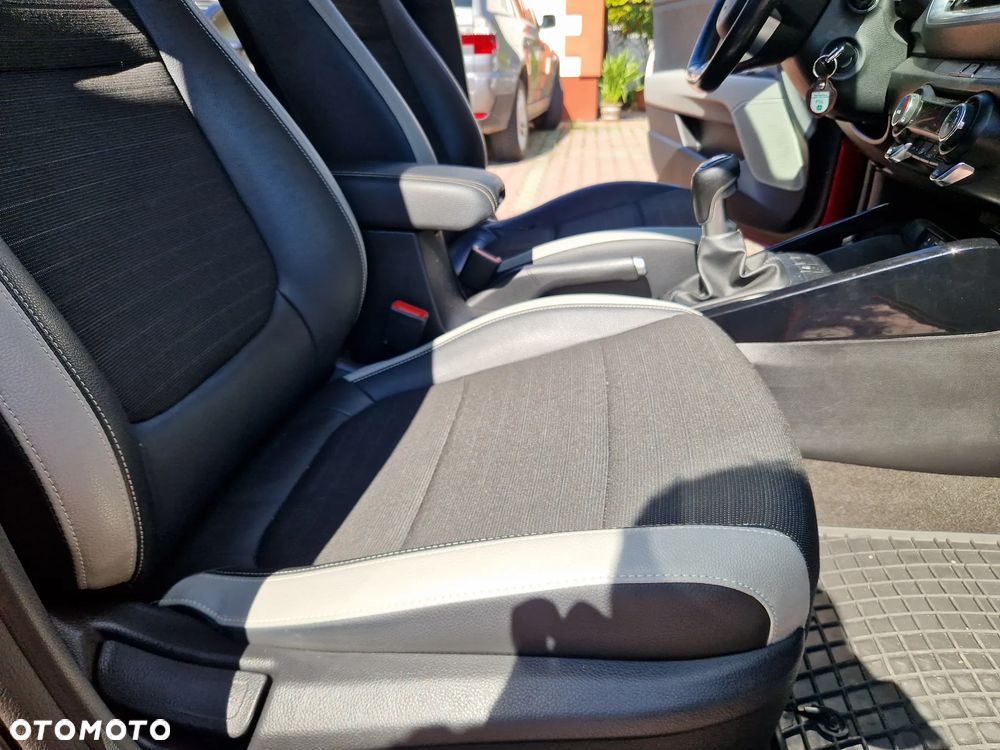 Kia Stonic 1.4 L - 25
