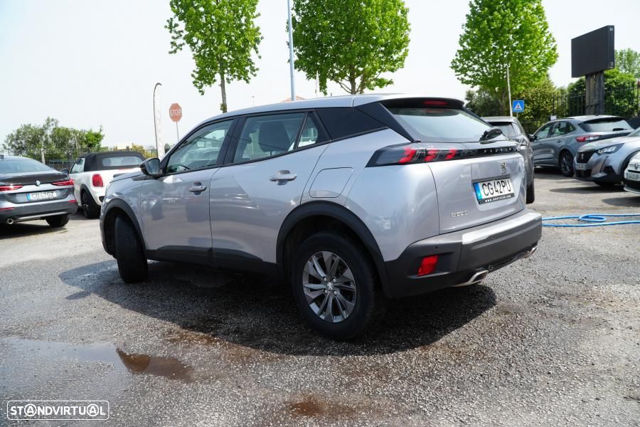 Peugeot 2008 1.2 PureTech Active EAT8 - 5