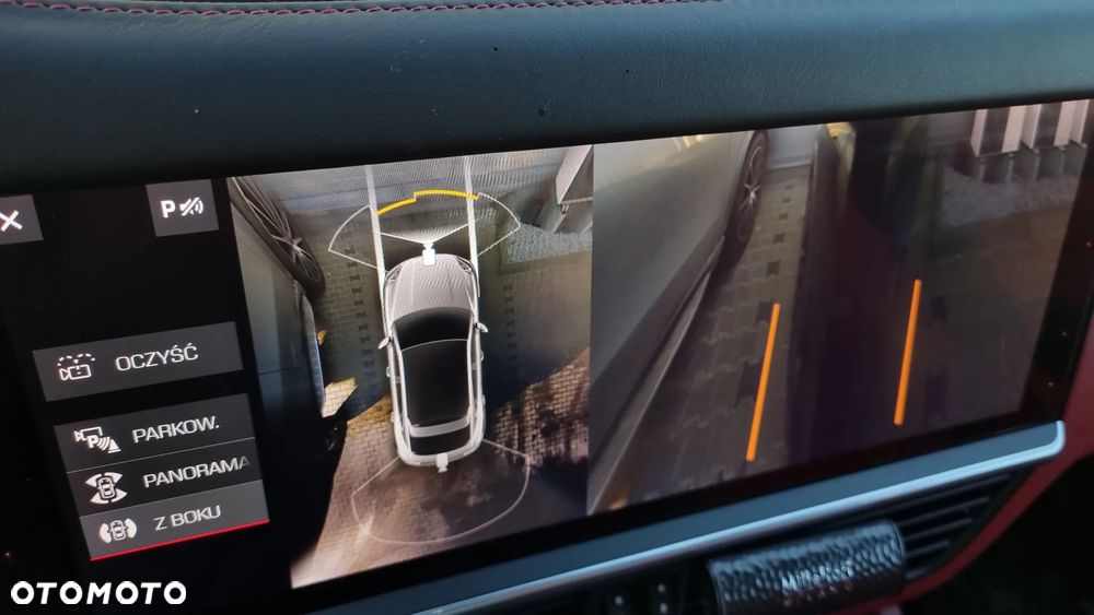 Porsche Cayenne - 32