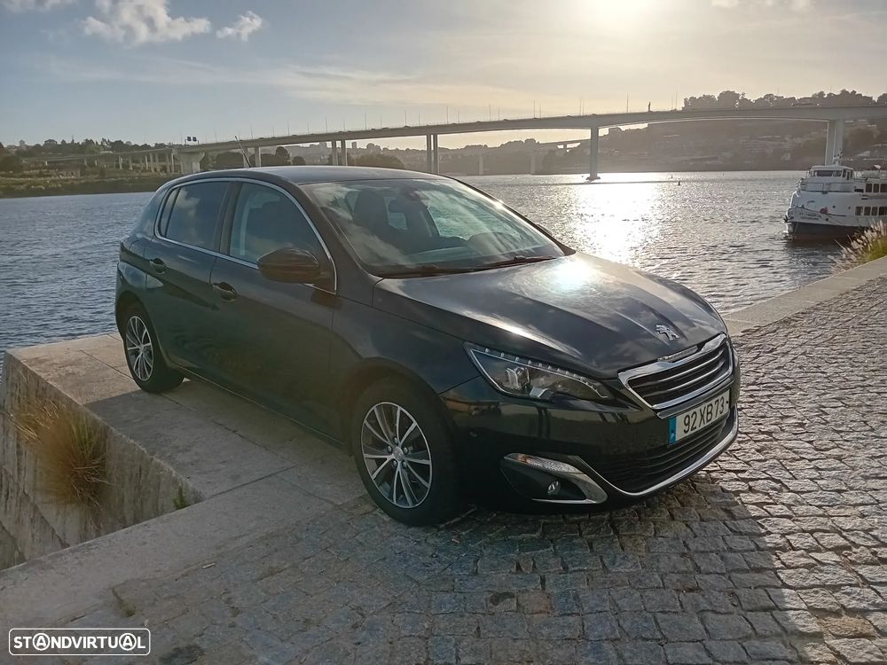 Peugeot 308 1.6 BlueHDi Style J17 - 17