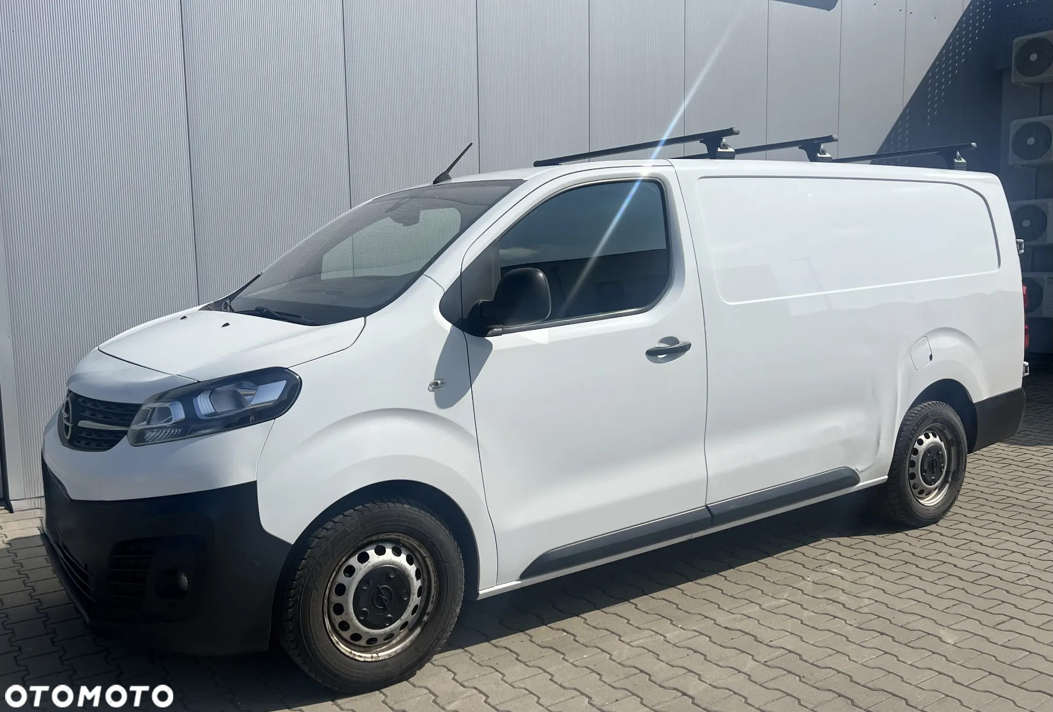 Opel Vivaro - 7