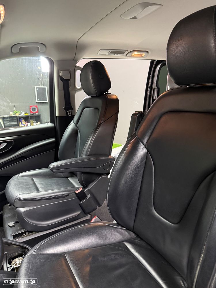 Mercedes-Benz V 220 d Compacto Avantgarde Aut. - 18