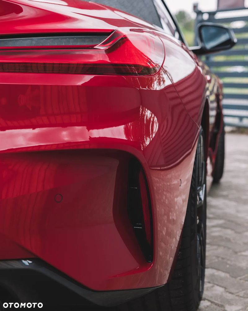 BMW Z4 sDrive30i - 11