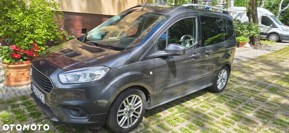 Ford Tourneo Courier - 8