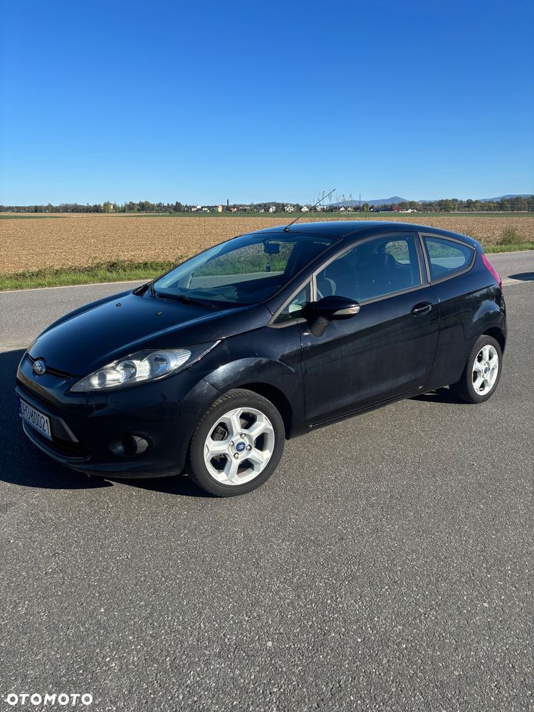 Ford Fiesta 1.25 Celebration - 3