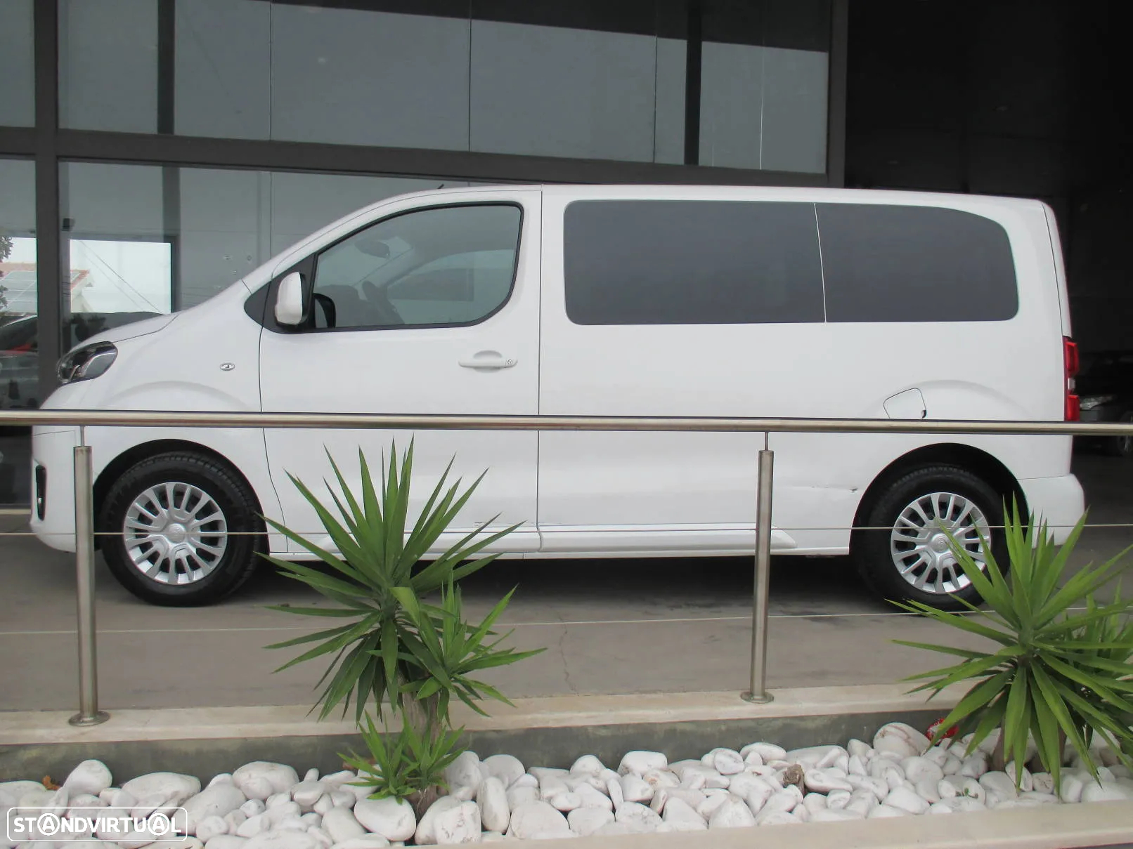 Toyota Proace Verso 1.5 D-4D L2 1.2T Comfort 9L PDL - 3