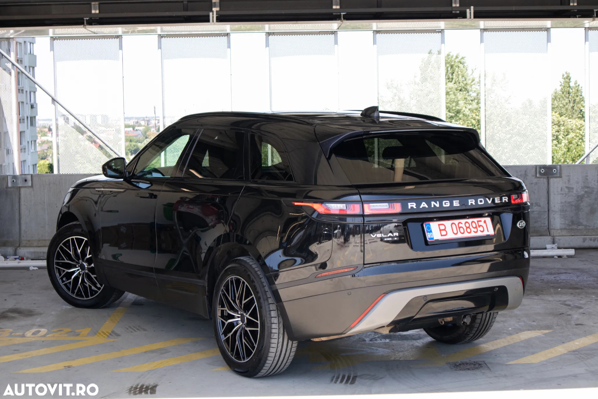 Land Rover Range Rover Velar 2.0 HSE - 16