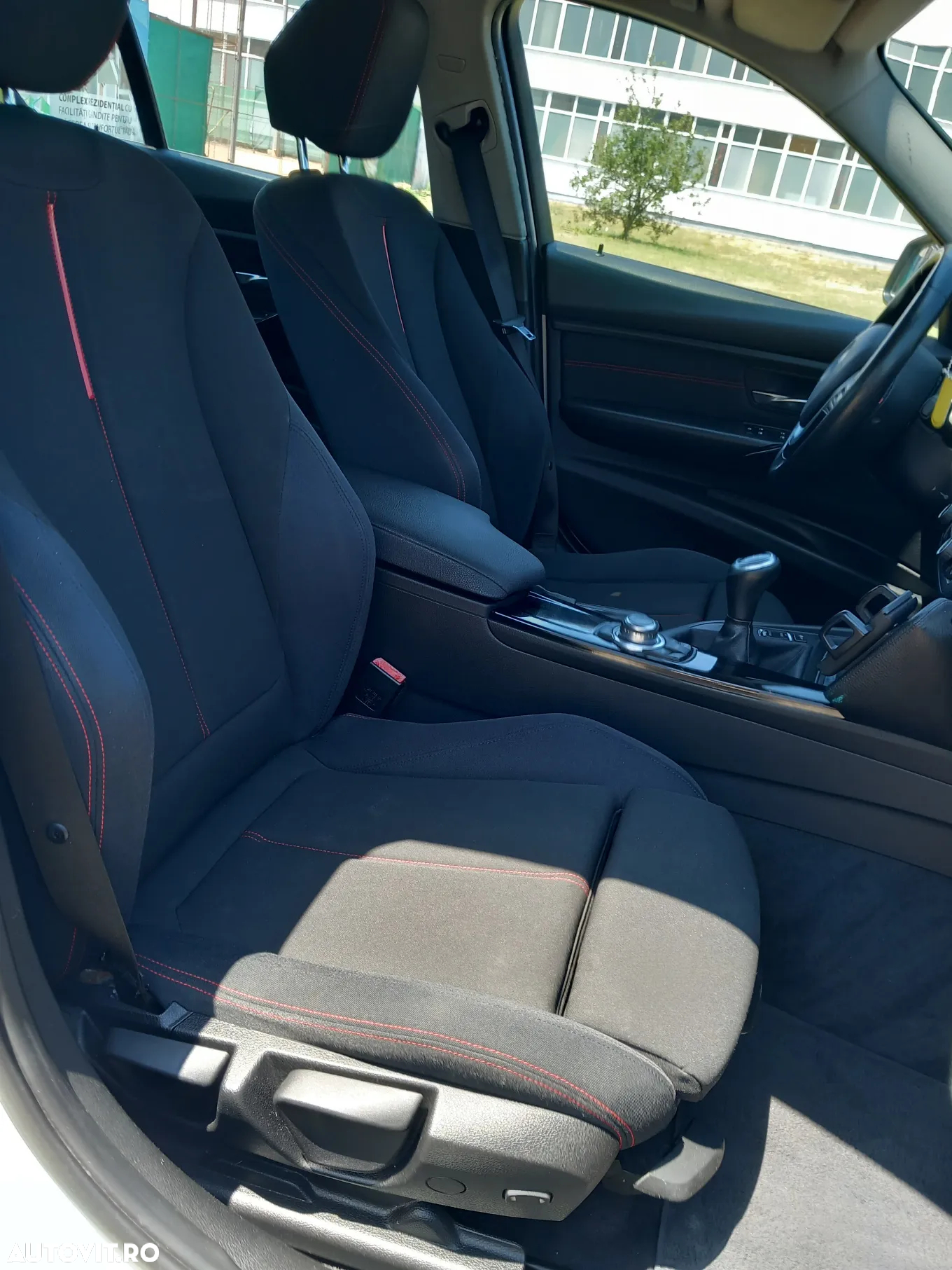 BMW Seria 3 320d Sport Line - 19