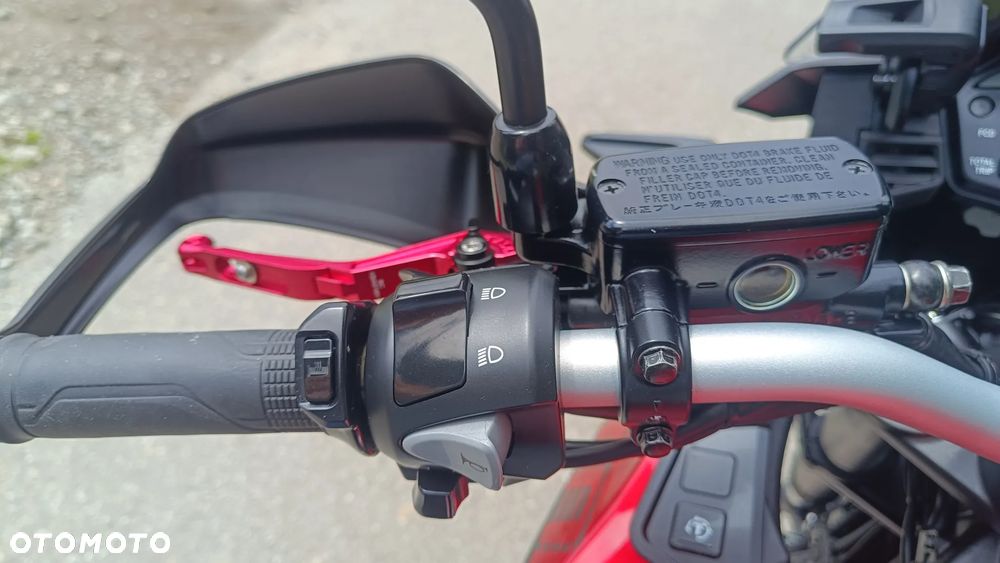 Honda VFR - 17