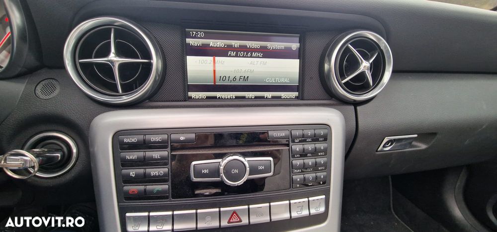 Mercedes-Benz SLK 250 CDI (BlueEFFICIENCY) - 27