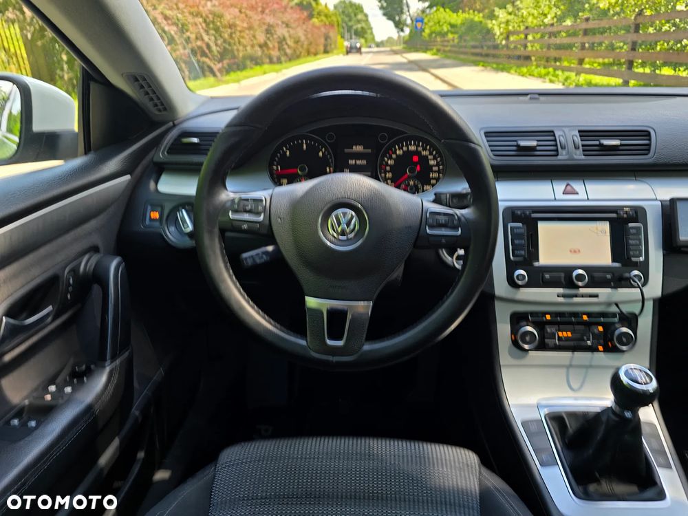 Volkswagen Passat CC 2.0 TDI BlueMotion Technology - 6