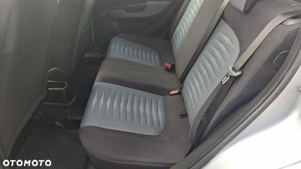 Fiat Grande Punto - 14