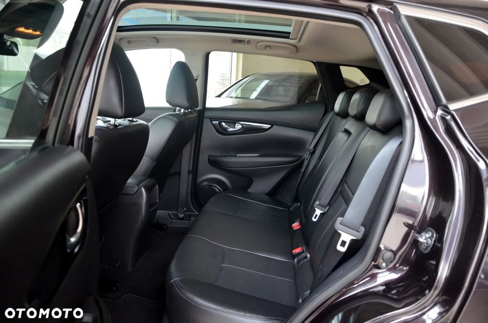 Nissan Qashqai 1.2 DIG-T Tekna Xtronic EU6 - 26