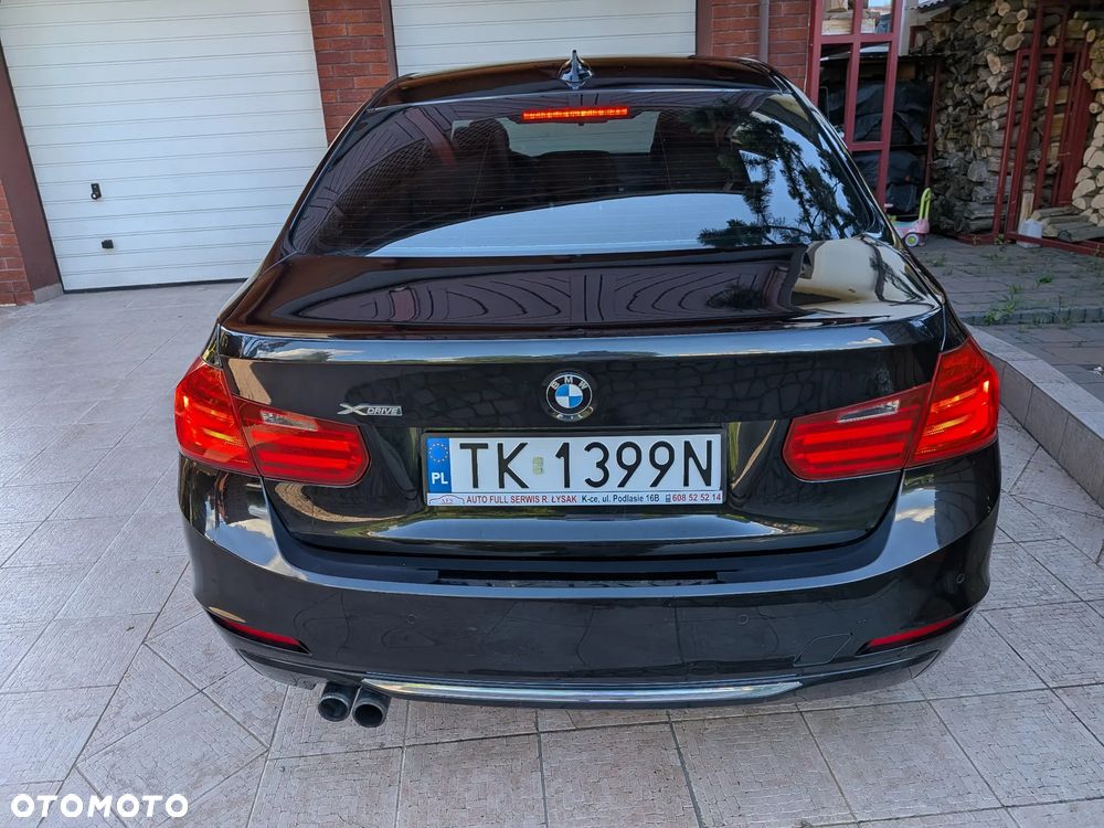 BMW Seria 3 328i Luxury Line - 10