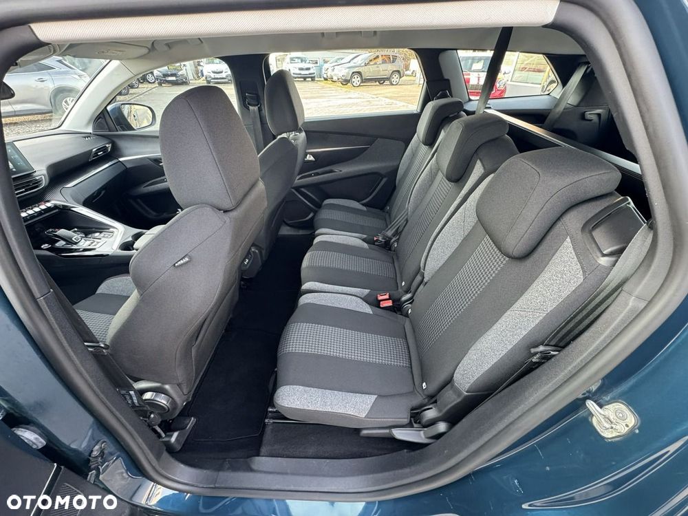 Peugeot 5008 - 18