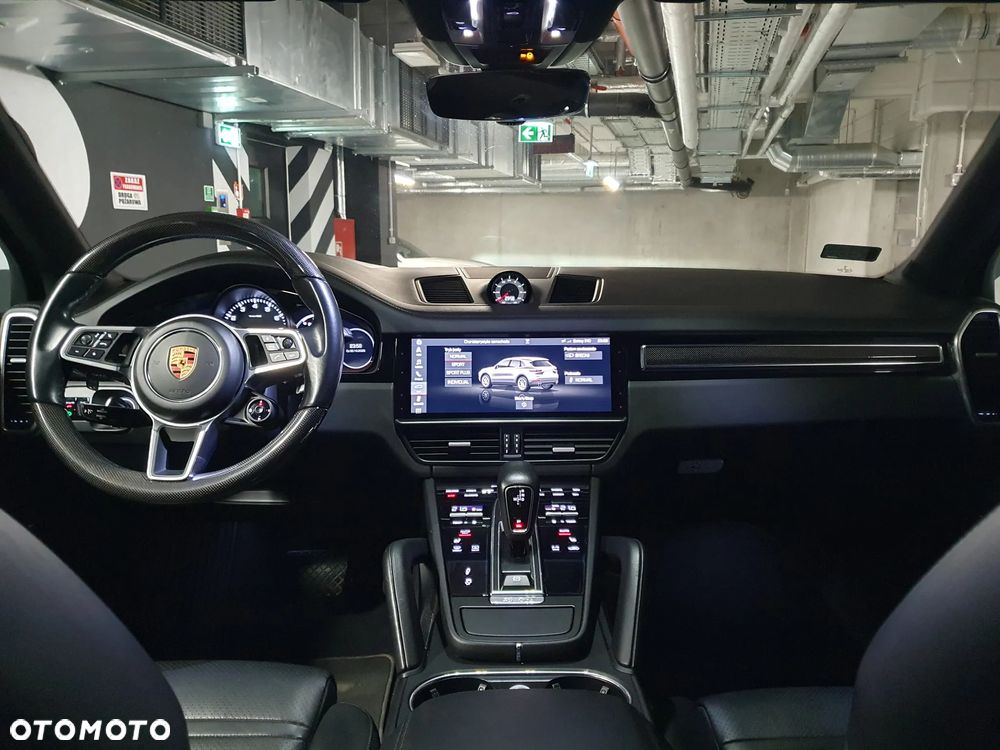 Porsche Cayenne Standard - 12