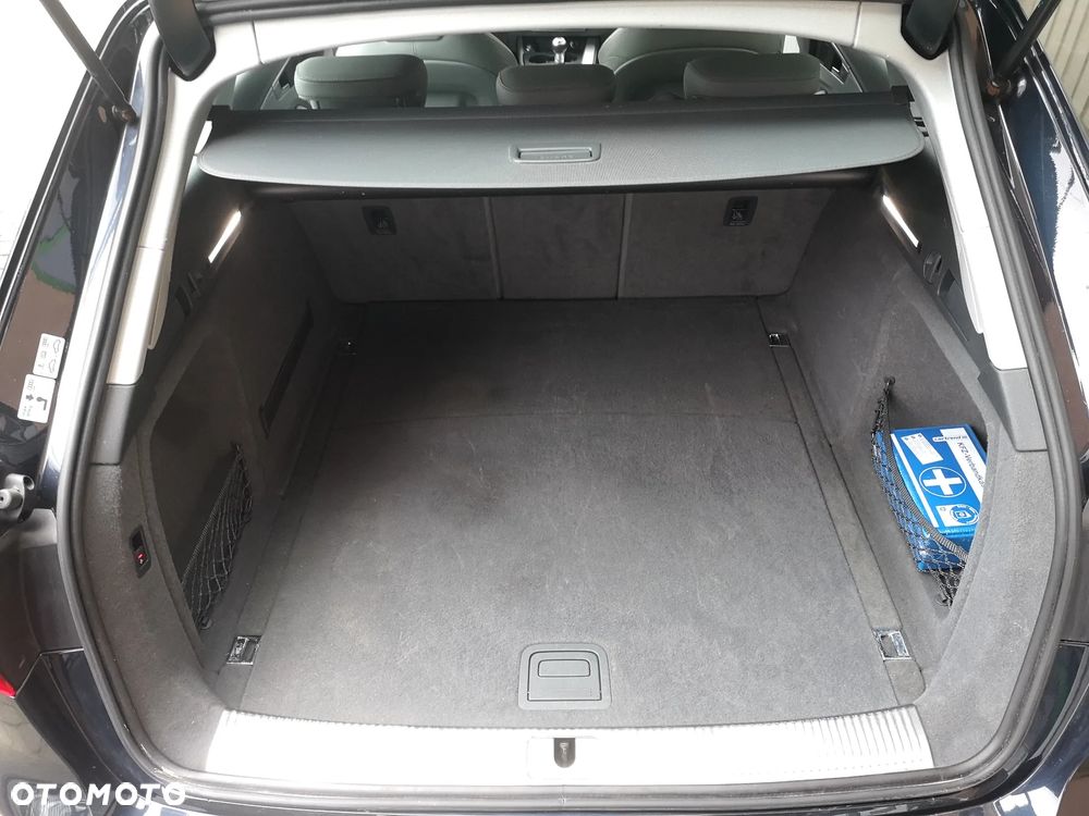 Audi A4 Avant 2.0 TDI design - 34