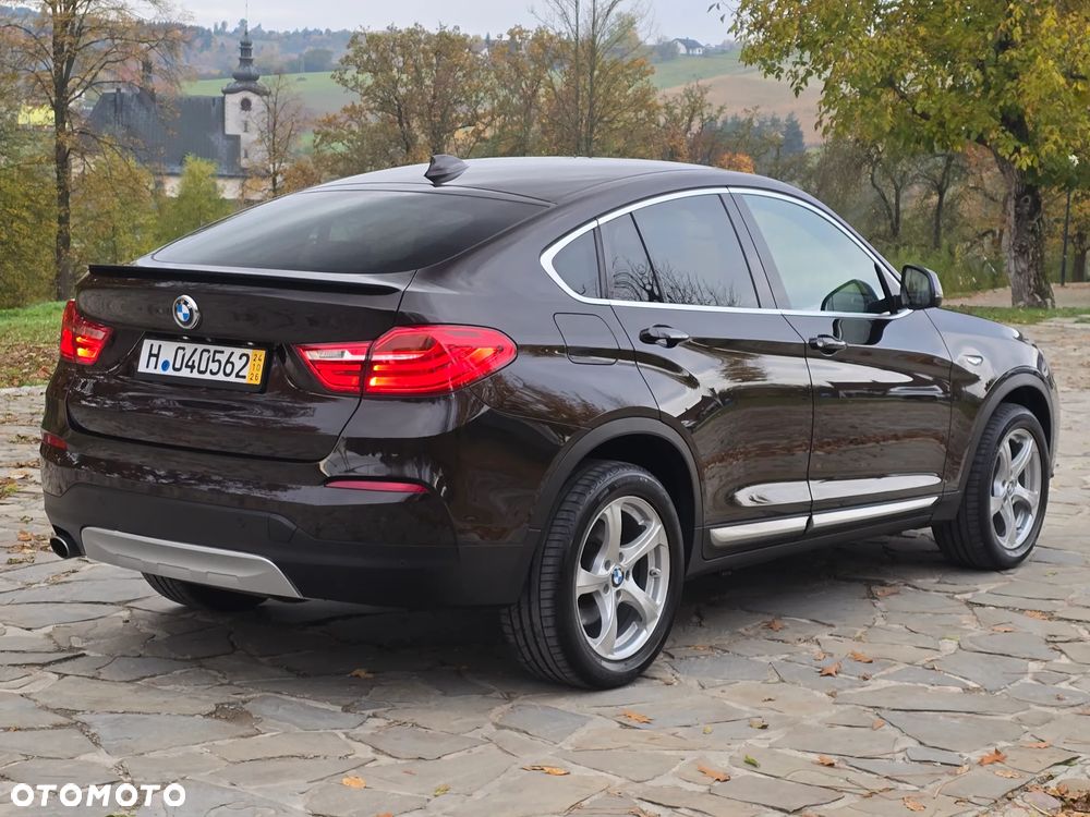 BMW X4 xDrive20d xLine - 9