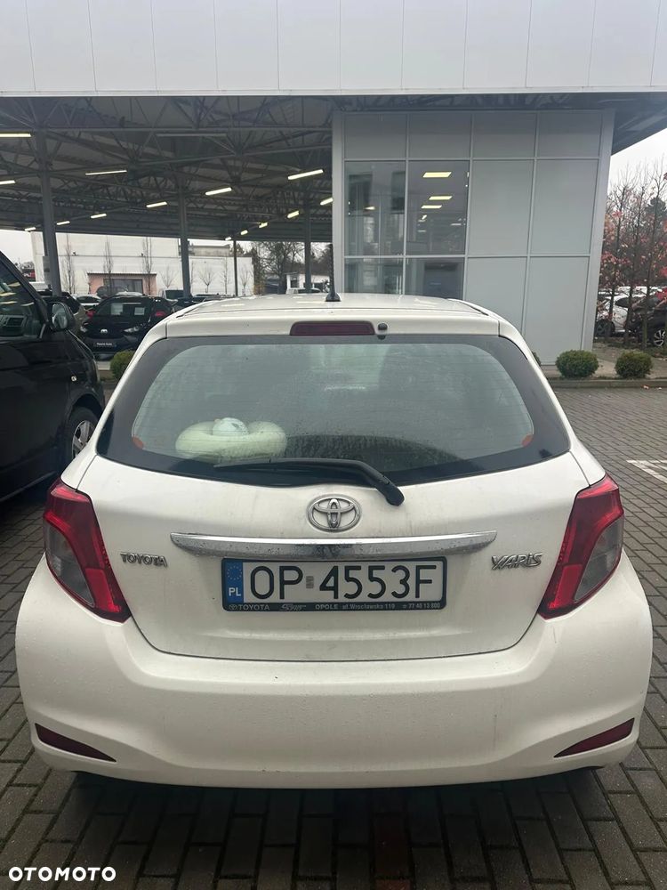 Toyota Yaris 1.33 Luna - 4